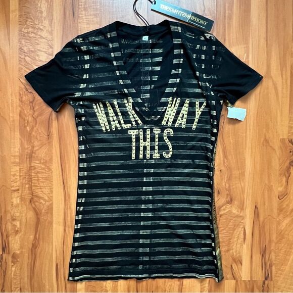 The Saints Sinphony short sleeve tee 🔥 NWT 🔥 Y2K 🔥 metal studs 🔥 large - Picture 1 of 10